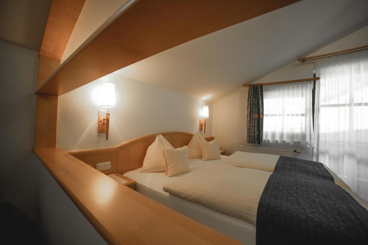 גרוסארל Hotel Landhaus Neumayr מראה חיצוני תמונה