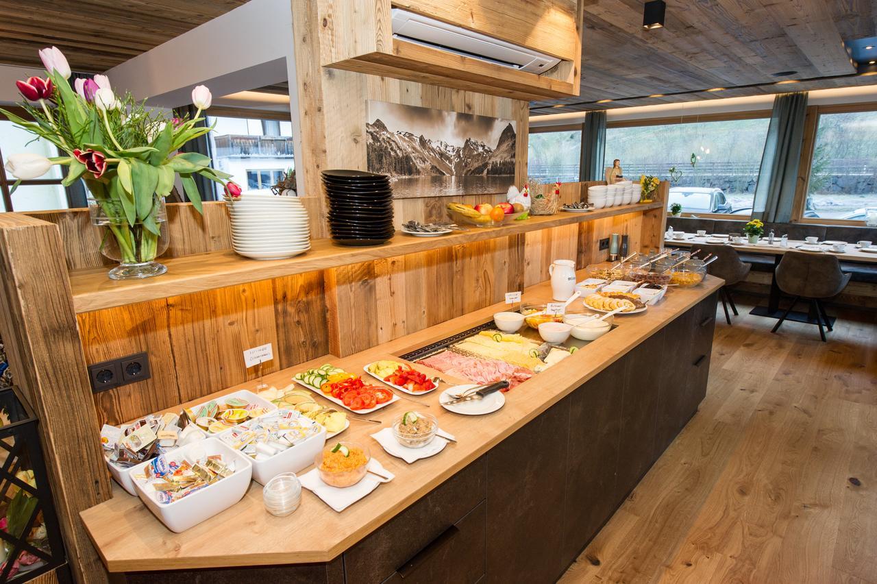 גרוסארל Hotel Landhaus Neumayr מראה חיצוני תמונה