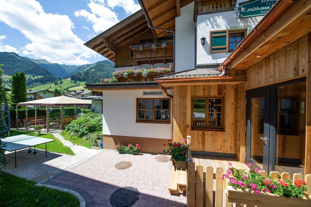 גרוסארל Hotel Landhaus Neumayr מראה חיצוני תמונה
